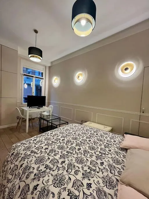 Elegance, 4 Pers, Palais Des Congres Apartment Paris 0*,